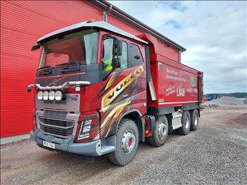 Lastbil Volvo FH16 8X4 660hk EURO6 - 2017